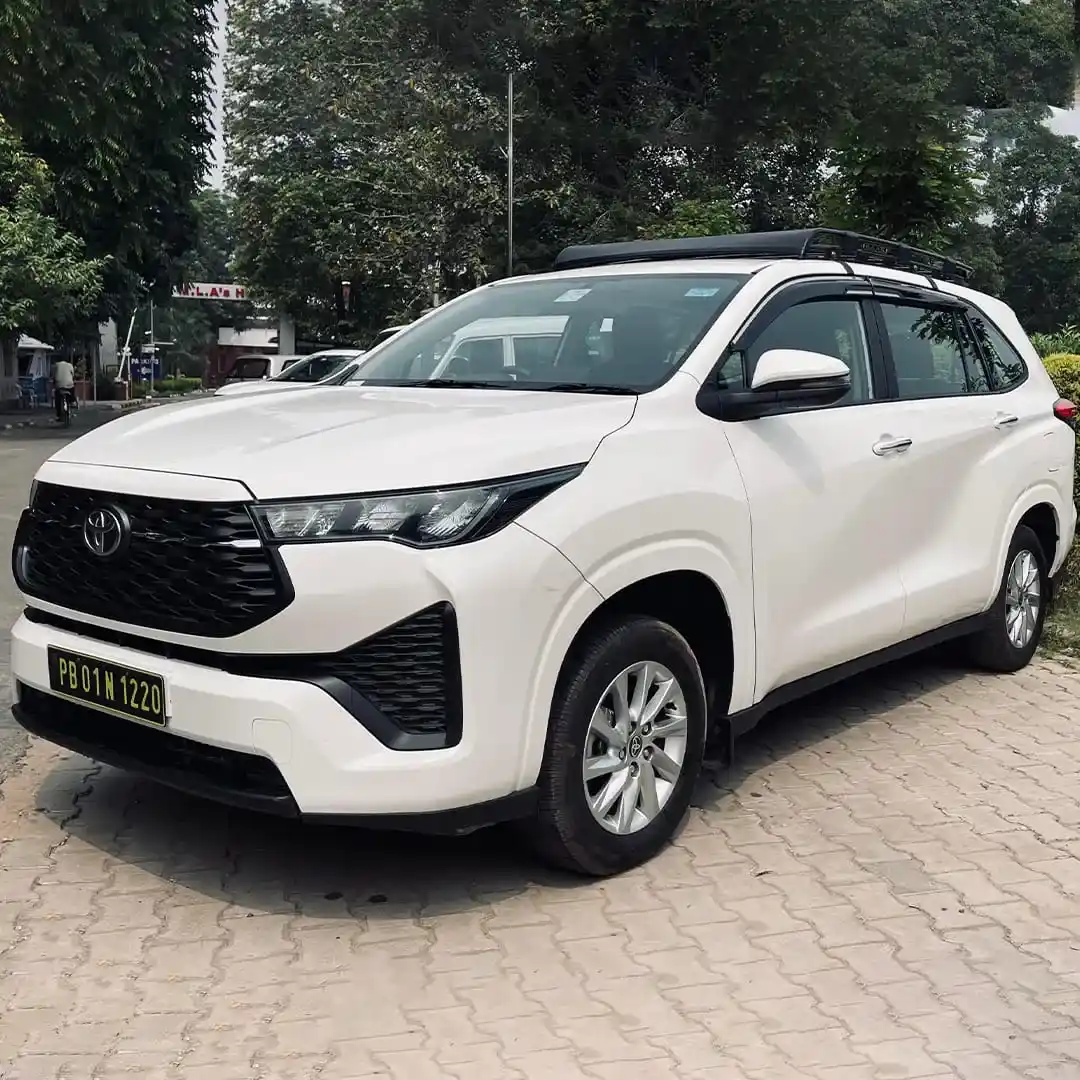 Innova Hycross Taxi Udaipur