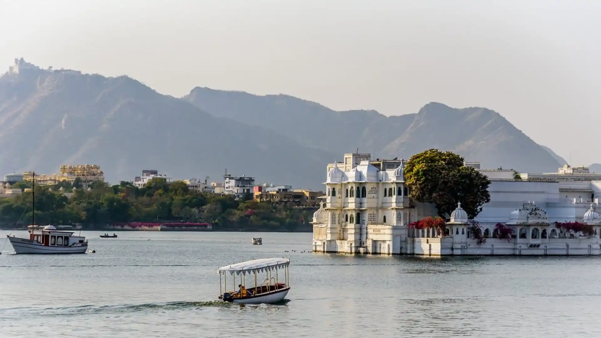Lake Pichola & Boat Ride